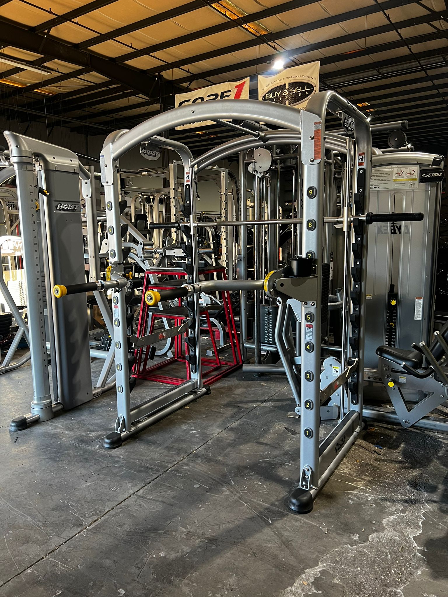HOIST MI DUAL ACTION SMITH Machine Buy & Sell Fitness