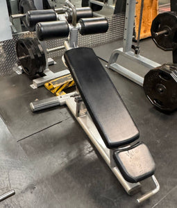 Life Fitness Signature Series Decline Ab Bench - Buy & Sell Fitness