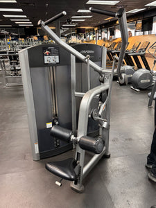 Life Fitness Signatures Series & Pro2 Strength Circuit / Package (13 Piece)
