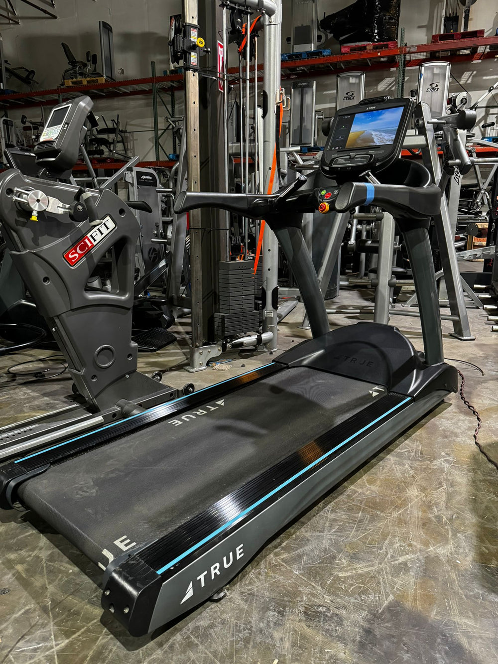 TRUE FITNESS C650 COMMERCIAL TREADMILL - Buy & Sell Fitness