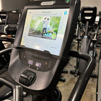 Precor EFX 883 Elliptical w/ p82 Console
