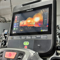 StairMaster 8 Series 8G Gauntlet Stepmill w/ OpenHub Console