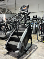 StairMaster 8 Series 8G Gauntlet Stepmill w/ OpenHub Console

