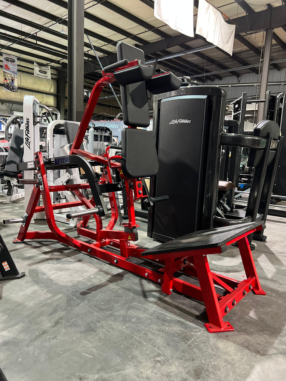 Hammer Strength Plate Loaded V-Squat - Buy & Sell Fitness