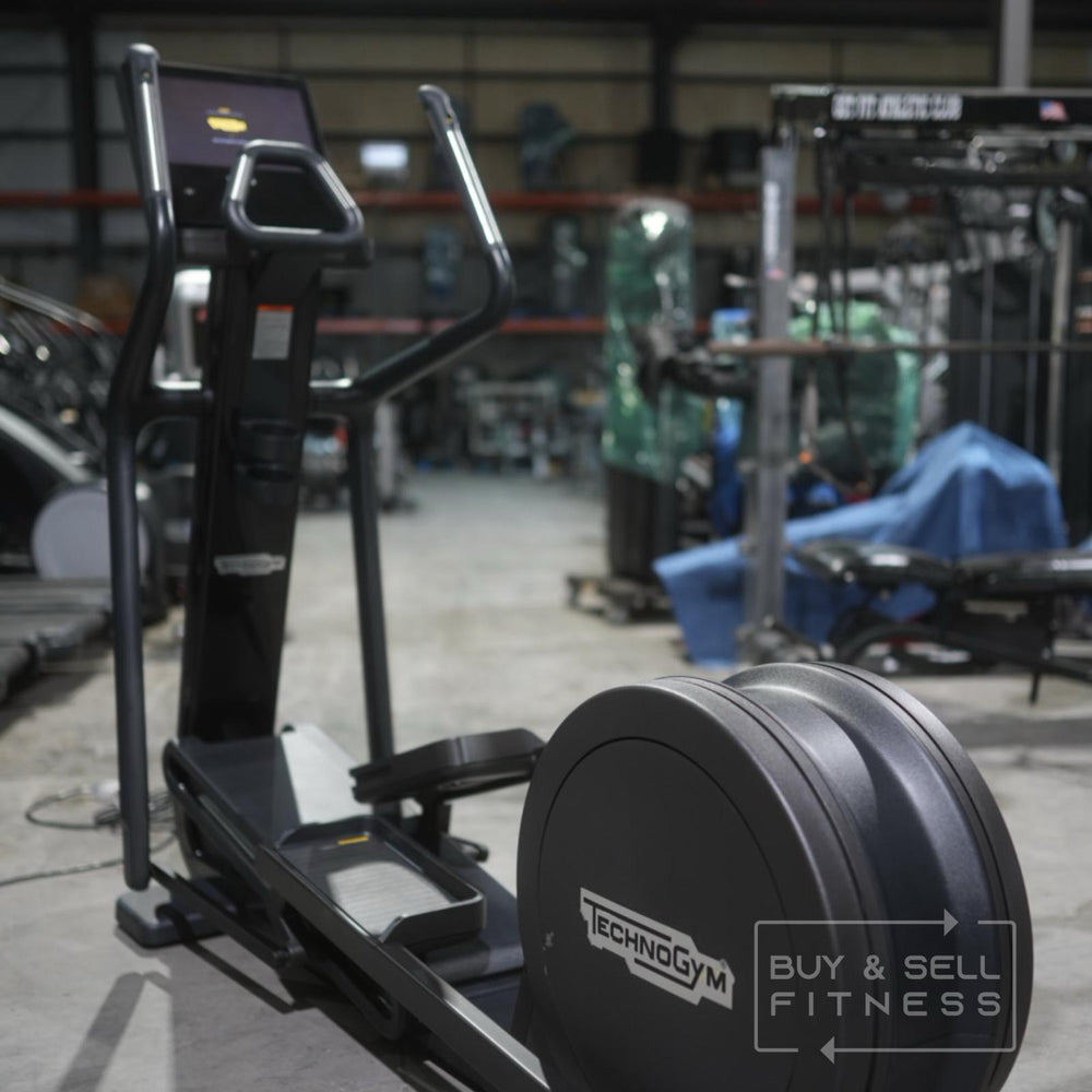 Technogym Artis Synchro Elliptical