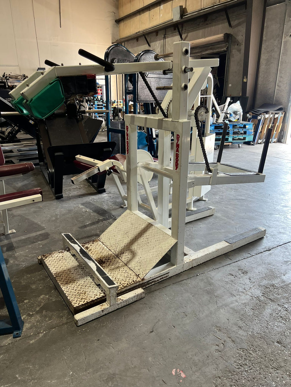 Dynabody Super Squat - Used - Buy & Sell Fitness