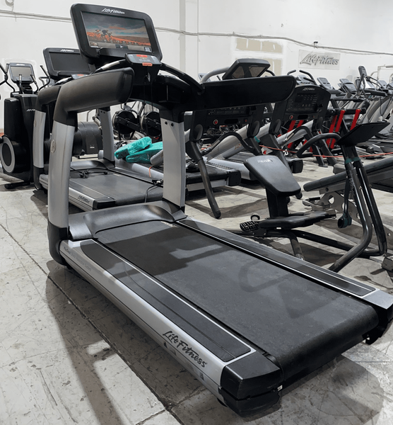 Life Fitness Elevation Series 95T Discover Treadmill - Refurbished - Buy & Sell Fitness